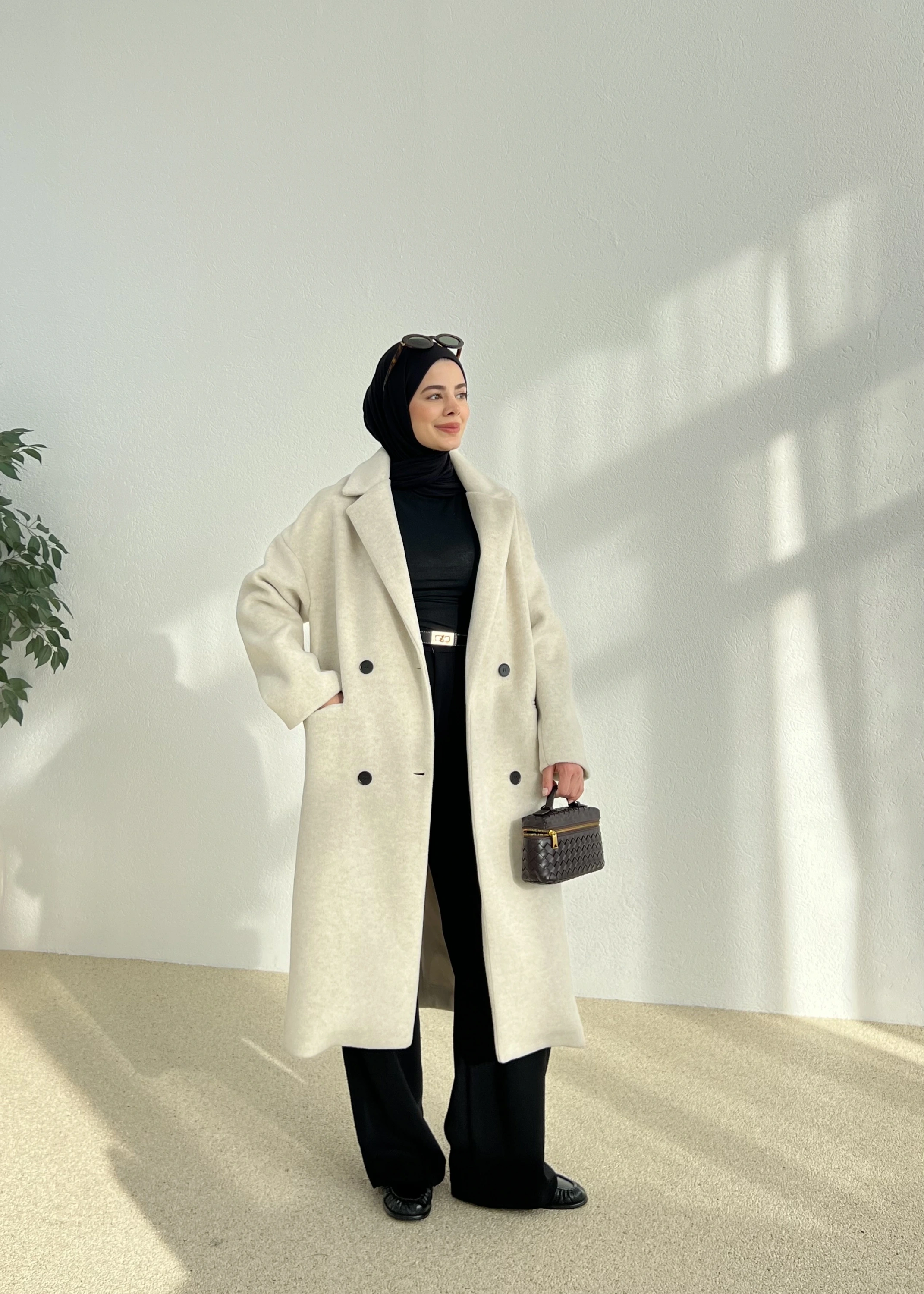 Oversize Premium Kalite Kaban Bej // Siyah Düğmeli