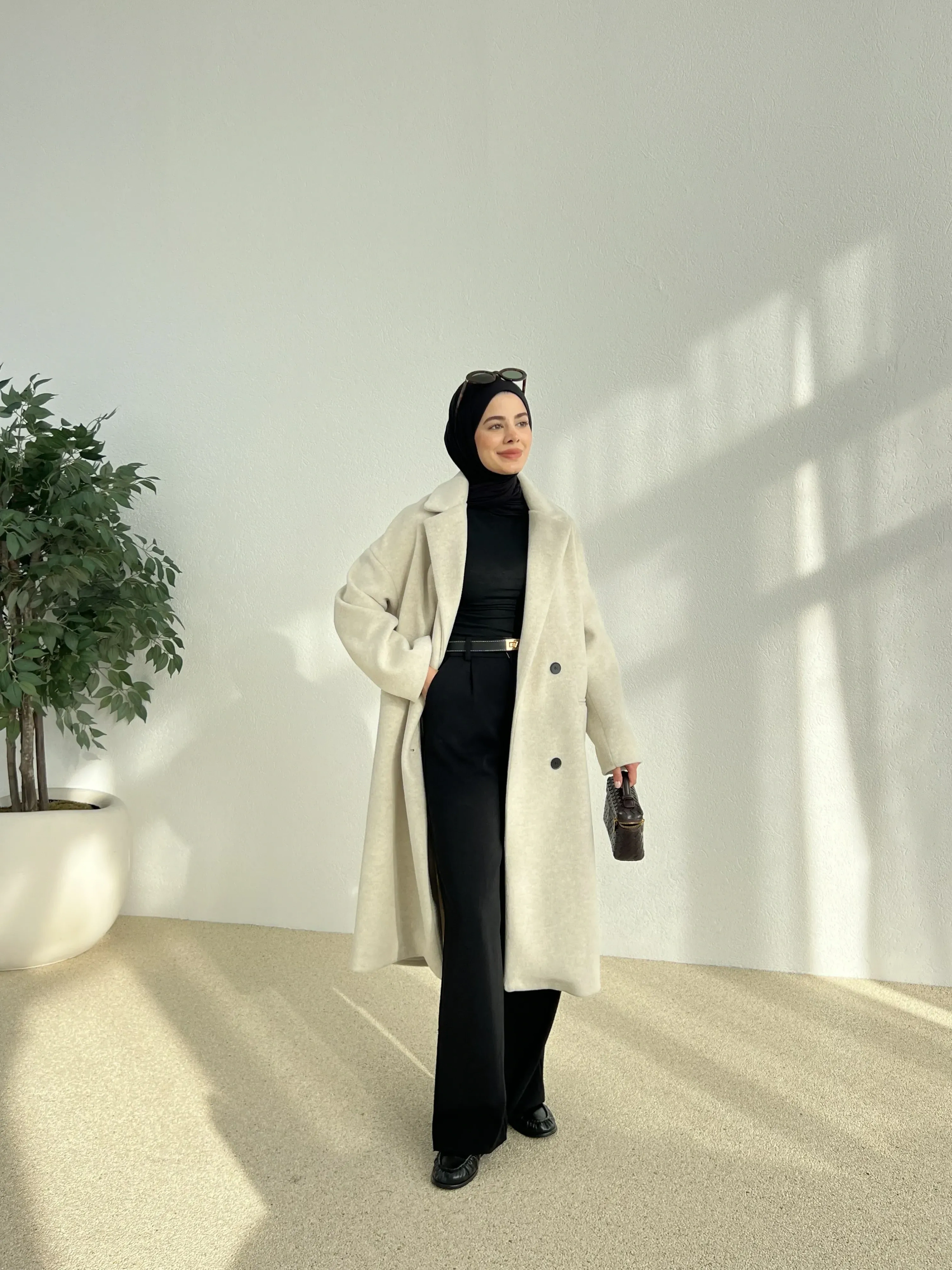 Oversize Premium Kalite Kaban Bej // Siyah Düğmeli