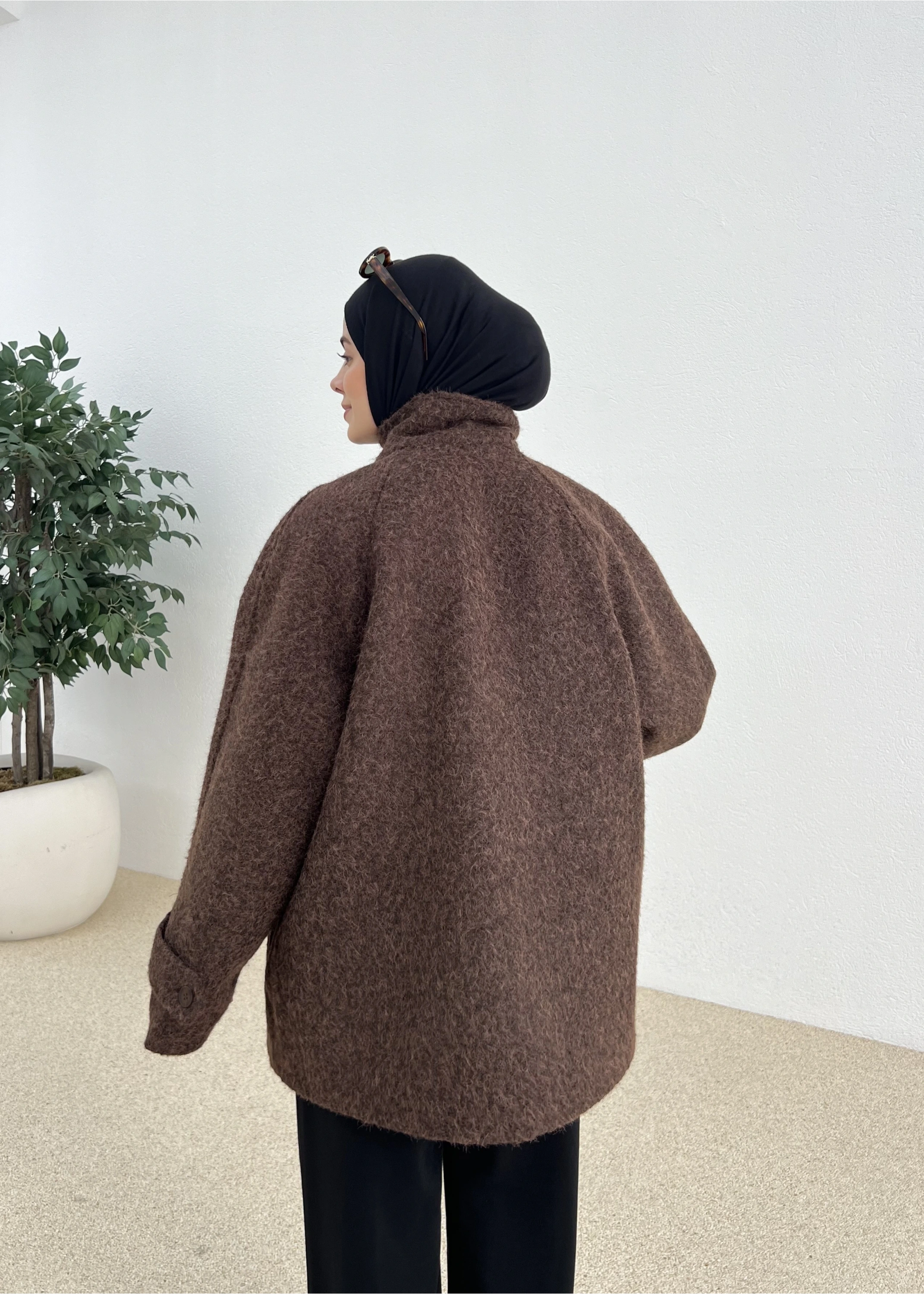 PAT DETAYLI FERMUARLI KABAN CEKET KAHVE