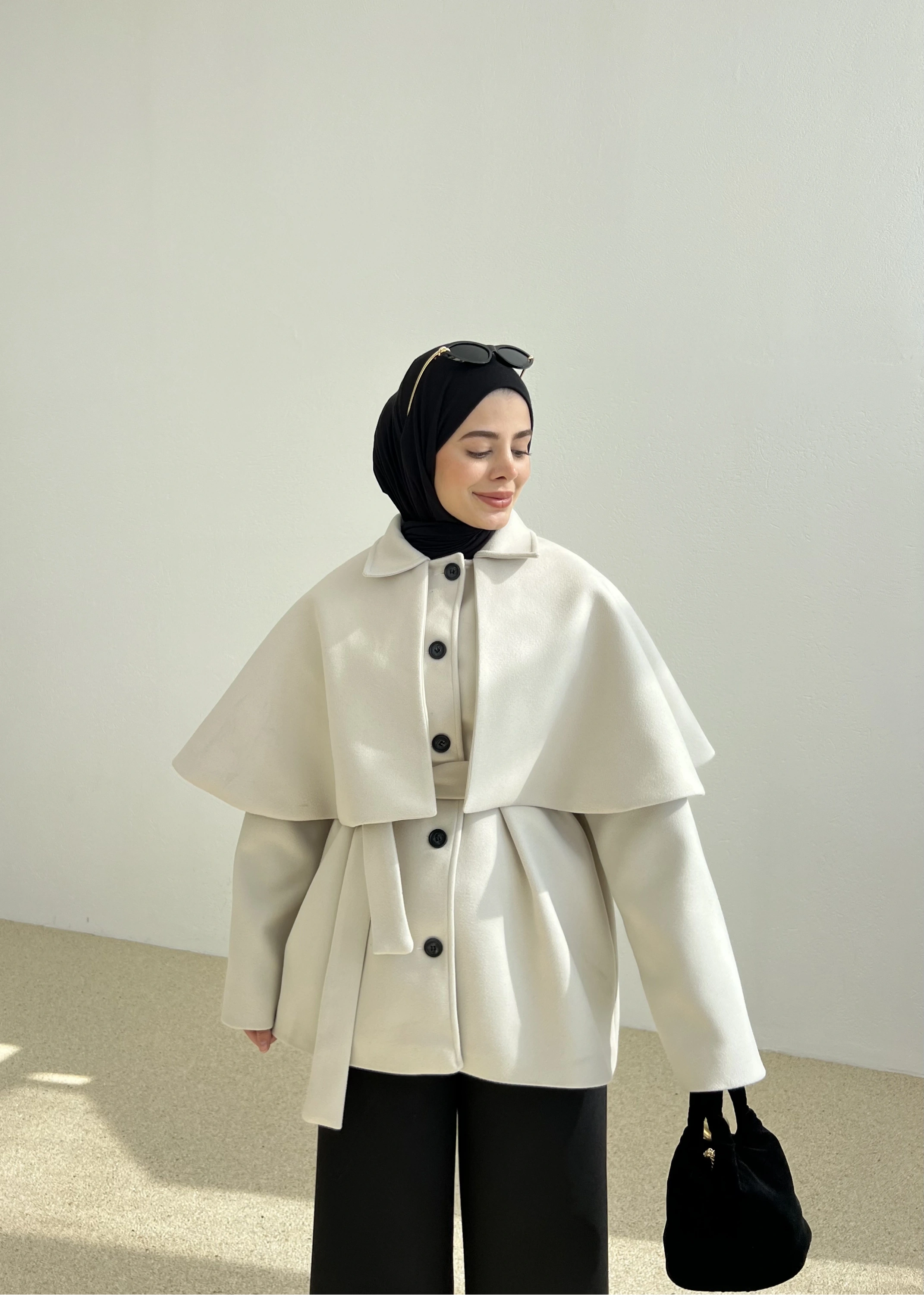 PELERİN KAŞE KABAN bej