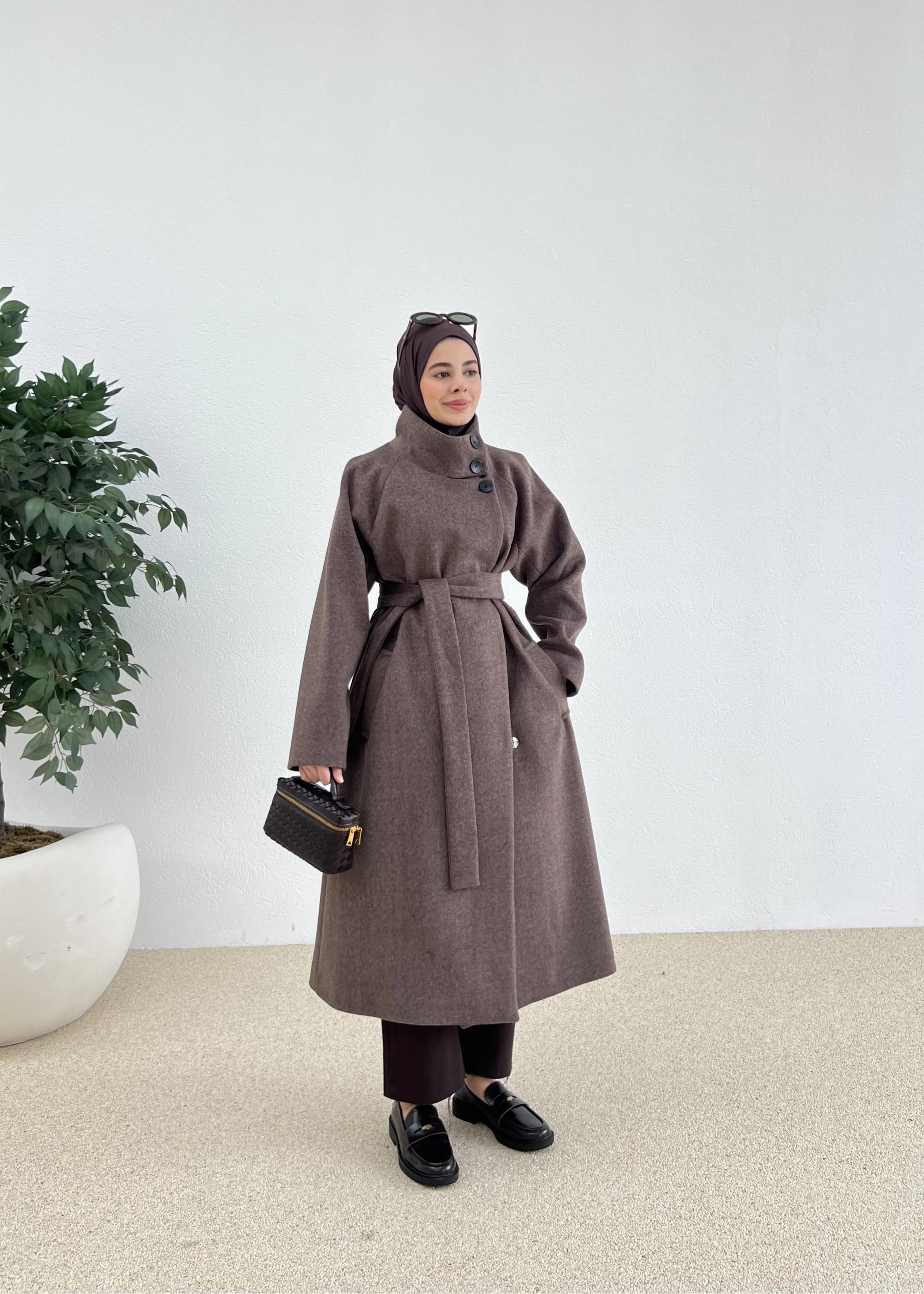 PREMİUM İTHAL KAŞE KABAN DİK YAKA kahve