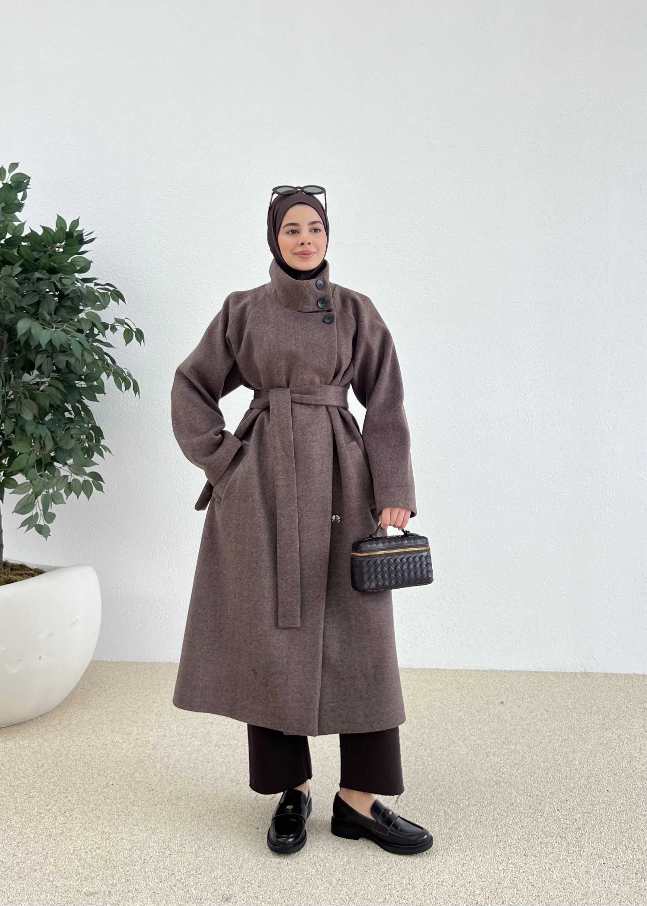 PREMİUM İTHAL KAŞE KABAN DİK YAKA kahve