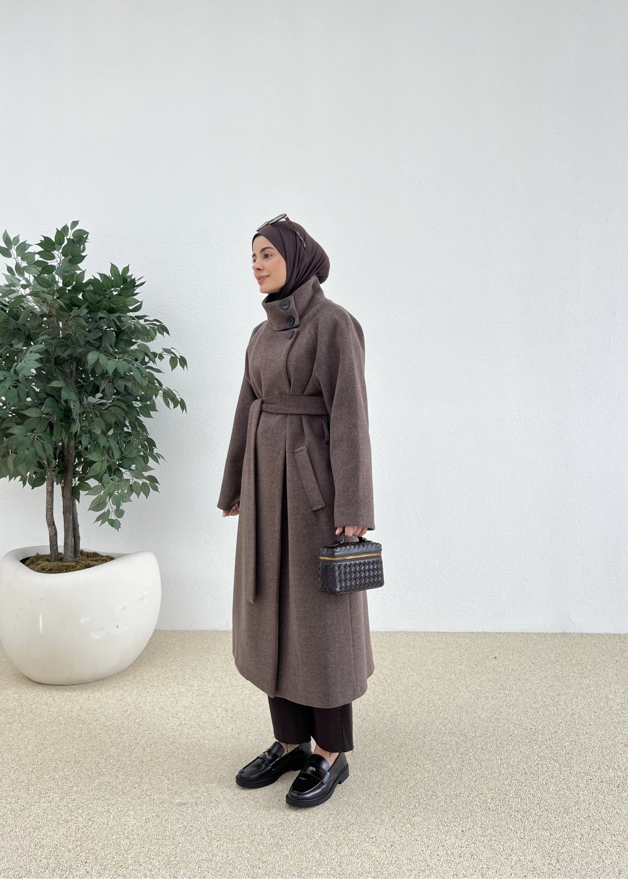 PREMİUM İTHAL KAŞE KABAN DİK YAKA kahve