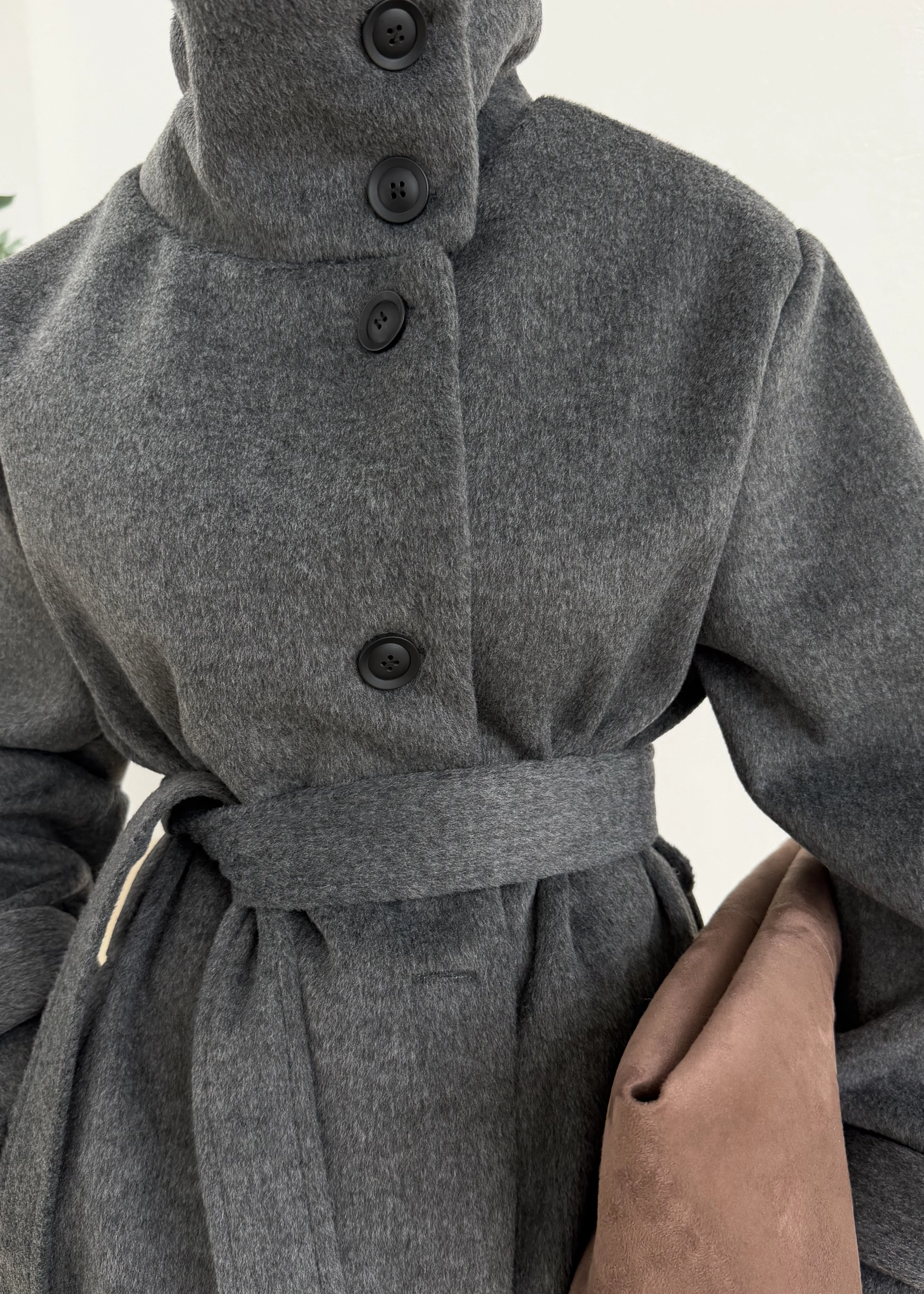 KUŞAKLI DİK YAKA KABAN antrasit