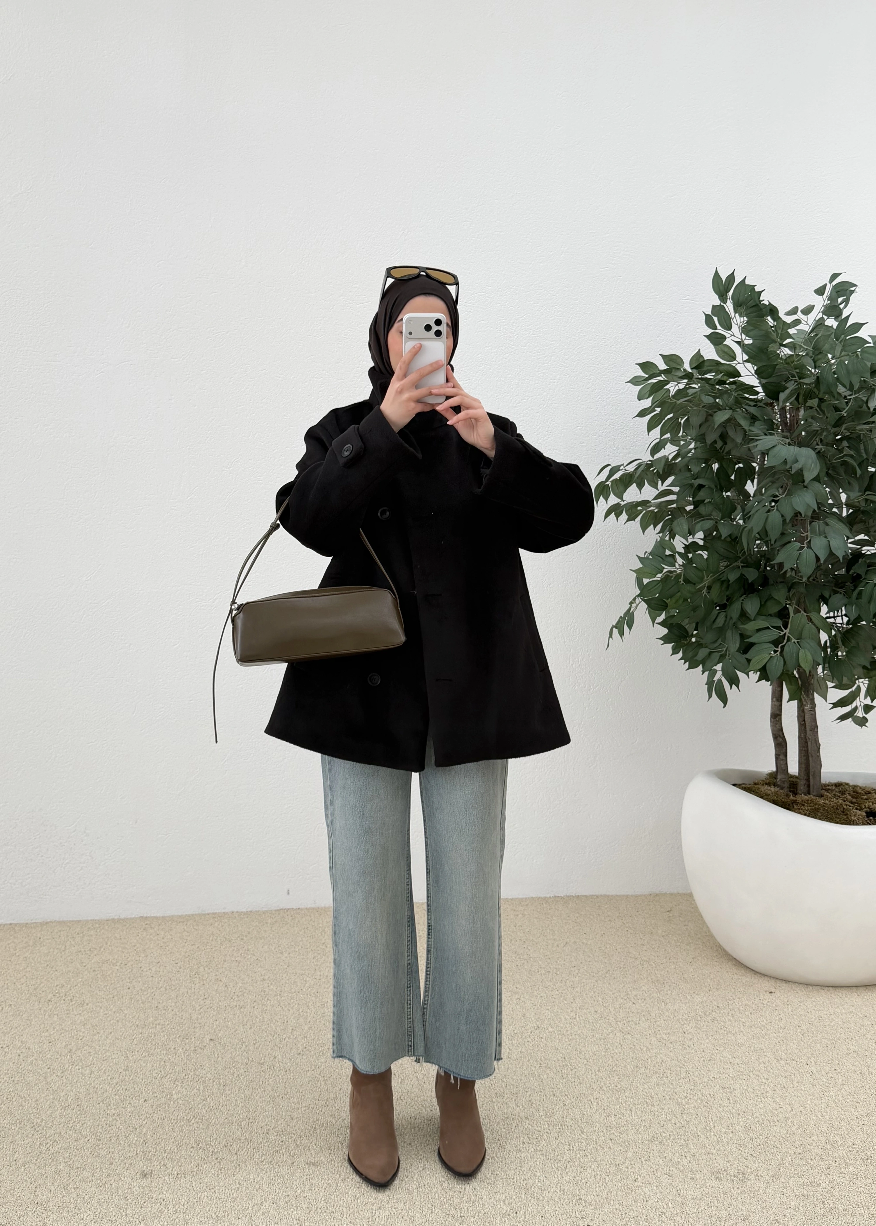 KUŞAKLI DİK YAKA KABAN siyah