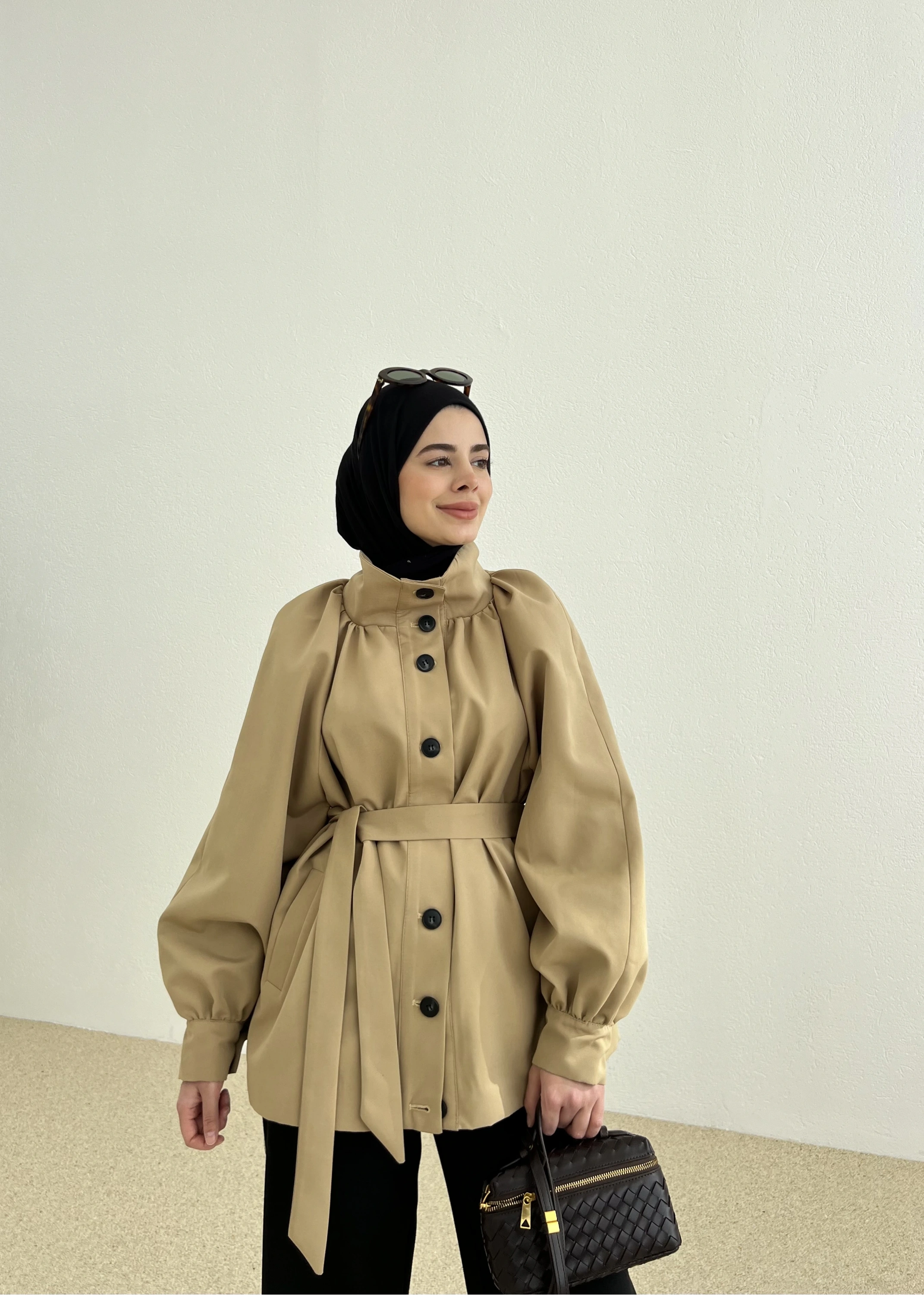 TRENÇKOT DİK YAKA 09