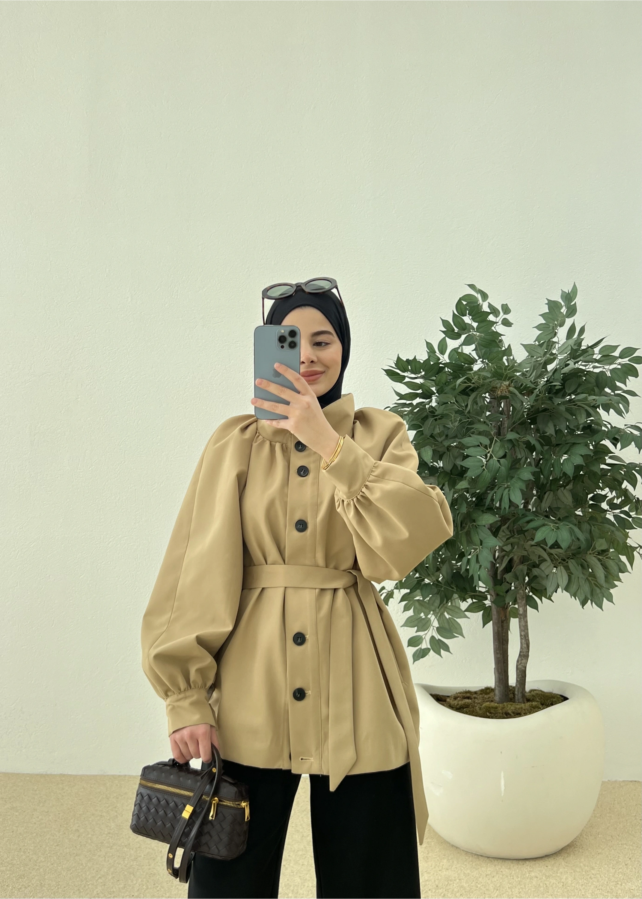 TRENÇKOT DİK YAKA 09