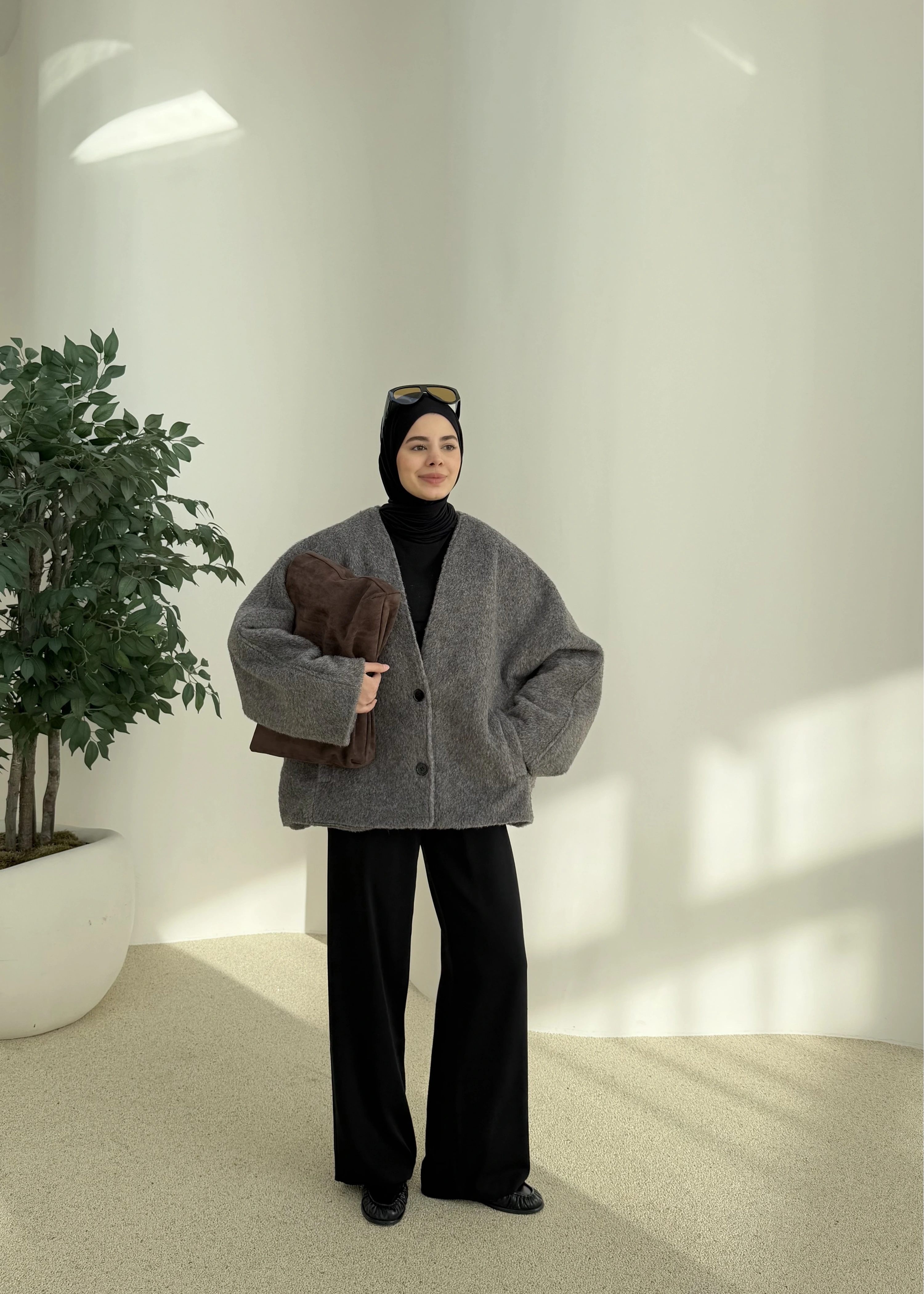 V YAKA PREMİUM KABAN ANT