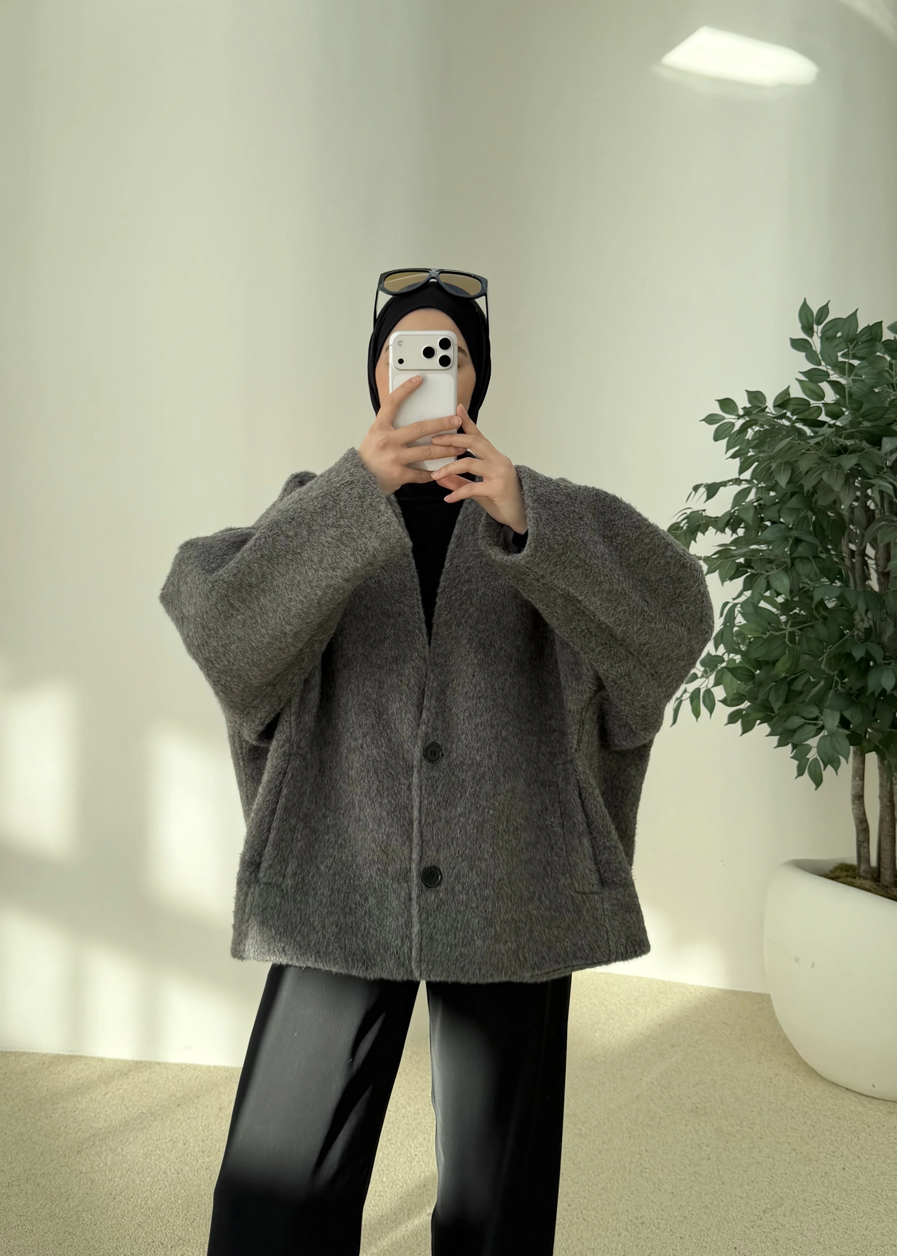 V YAKA PREMİUM KABAN ANT