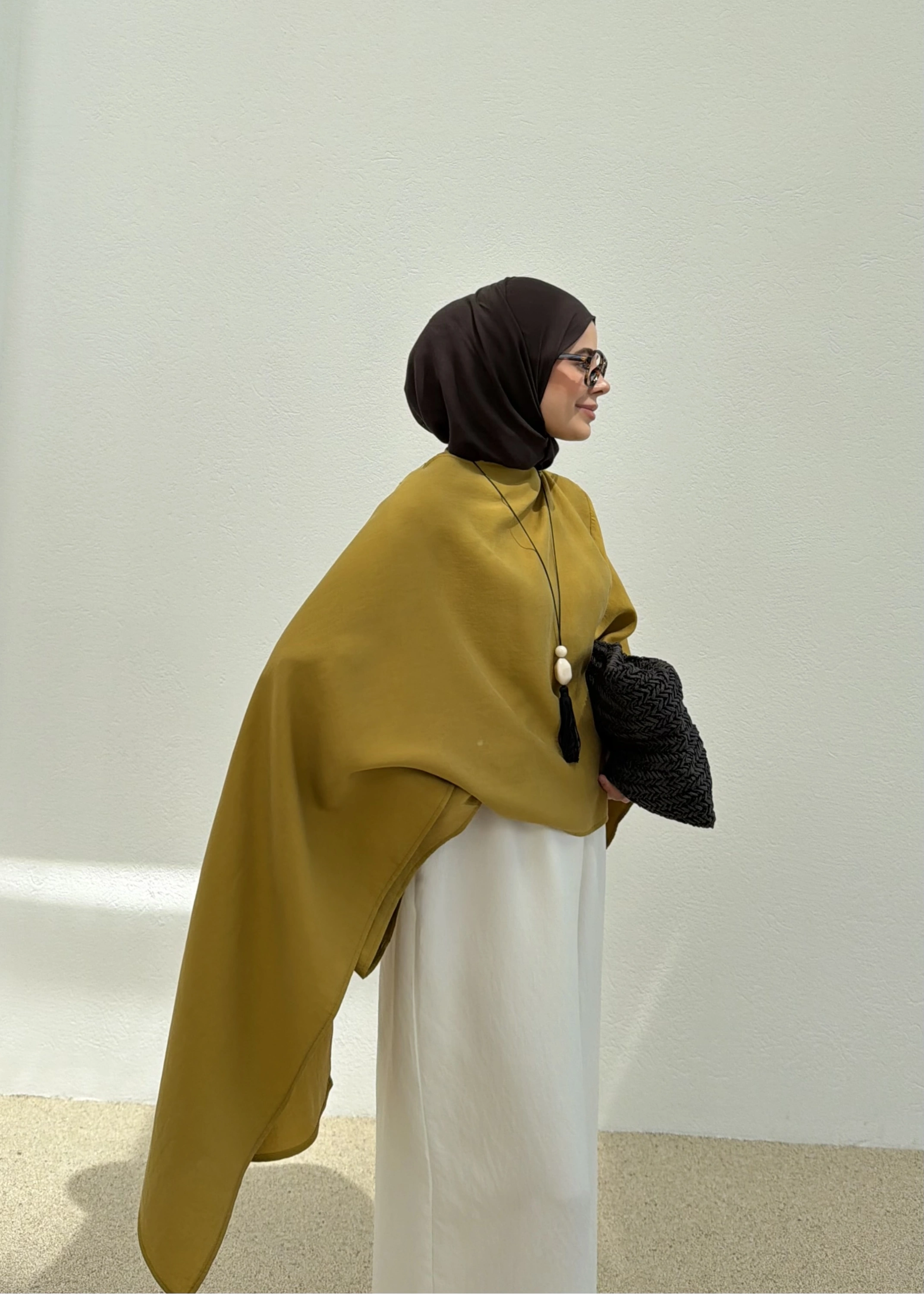 5541 YAPRAK PELERİN BLUZ