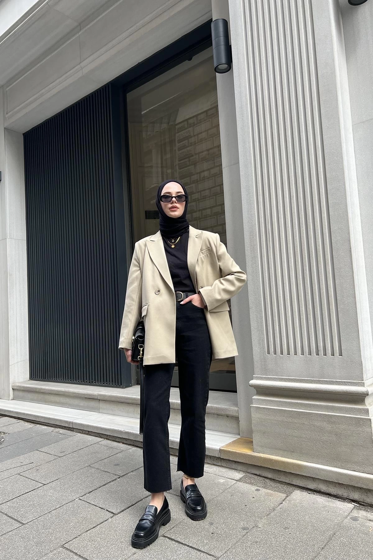 Zara model yüksek bel likrali Straight Siyah Jean