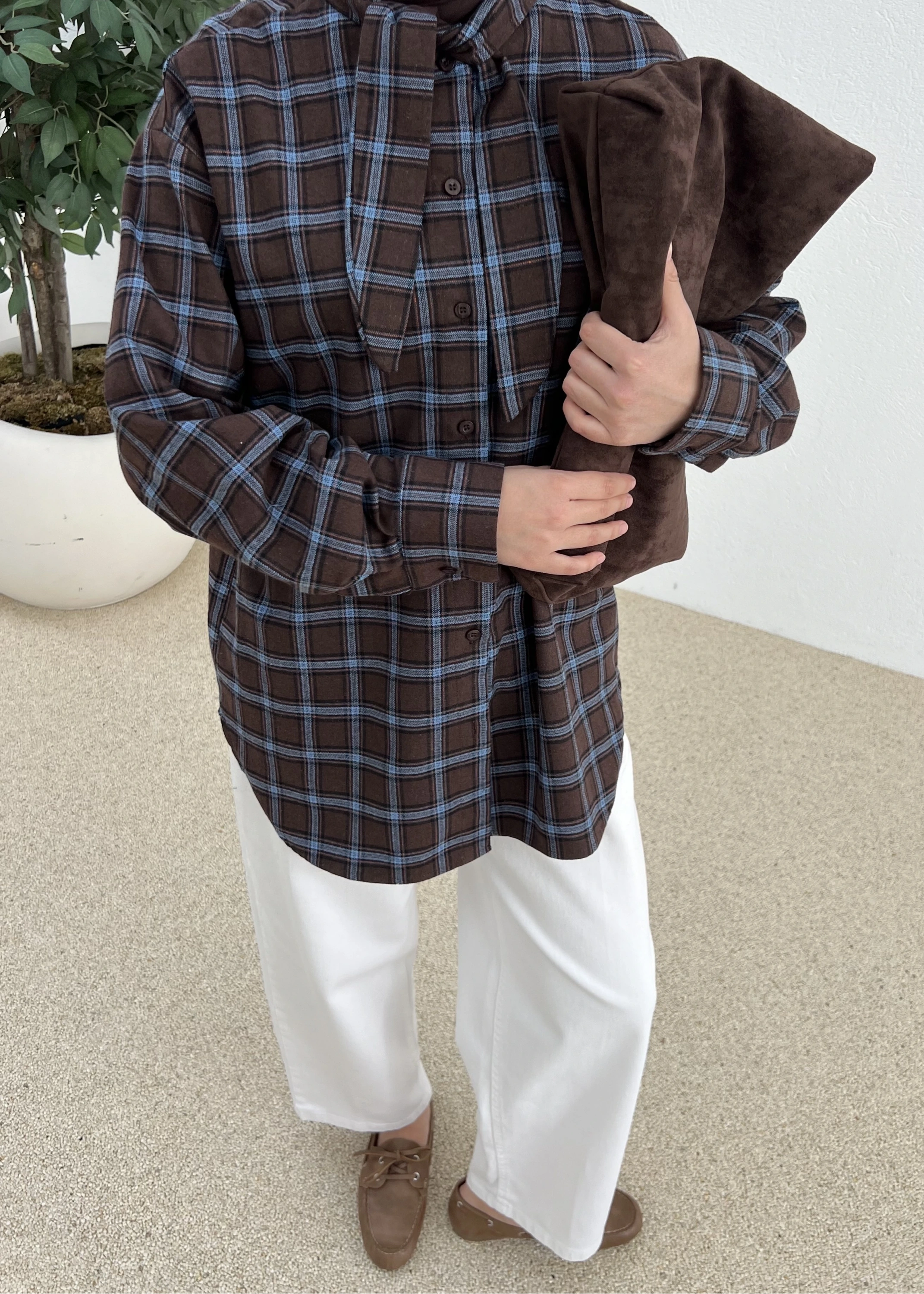 ZR BOYUNDAN BAĞLAMALI GÖMLEK mavi geçişli