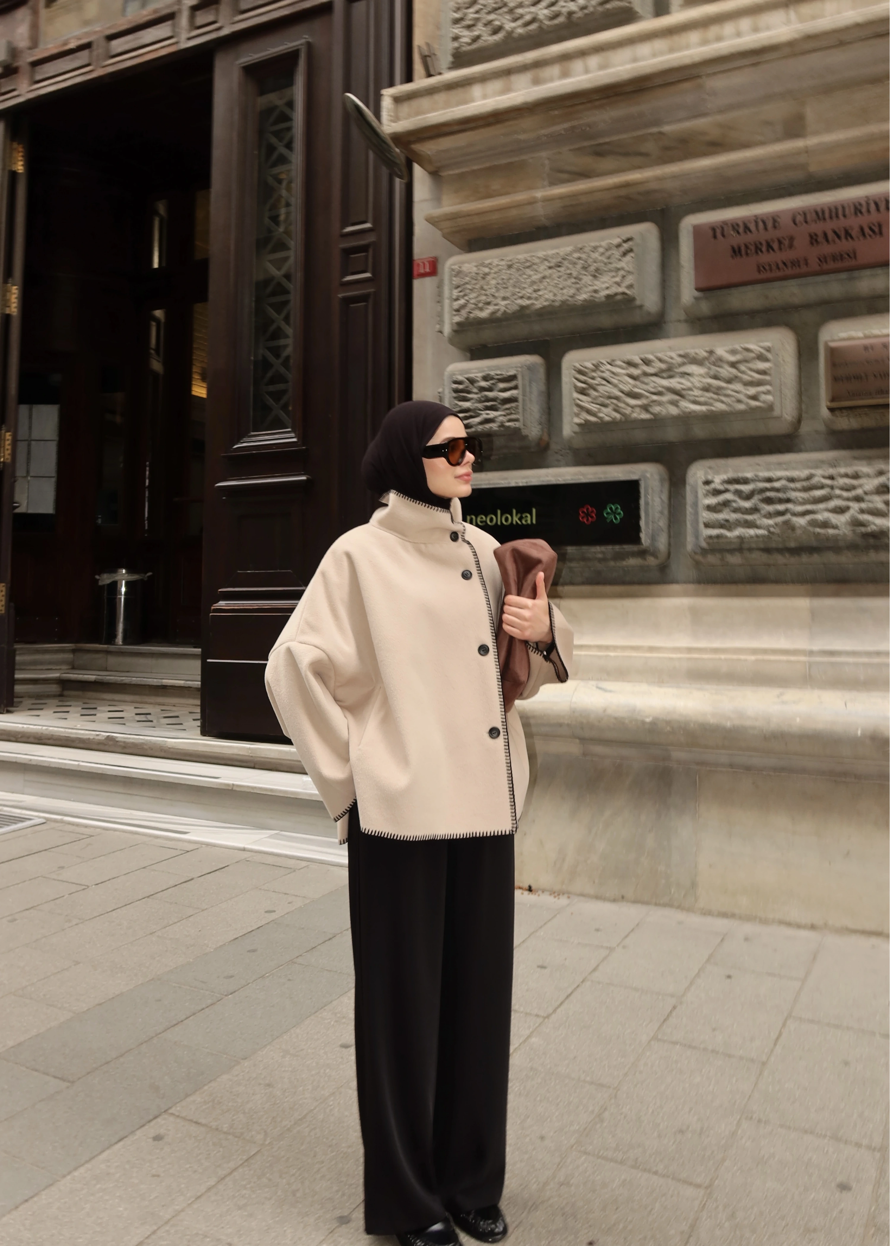 ZR DİKİŞLİ KABAN bej