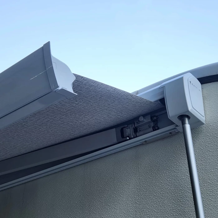 Berhimi M44 4.00 x 2.50 Beyaz Duvar Tipi Karavan Tentesi