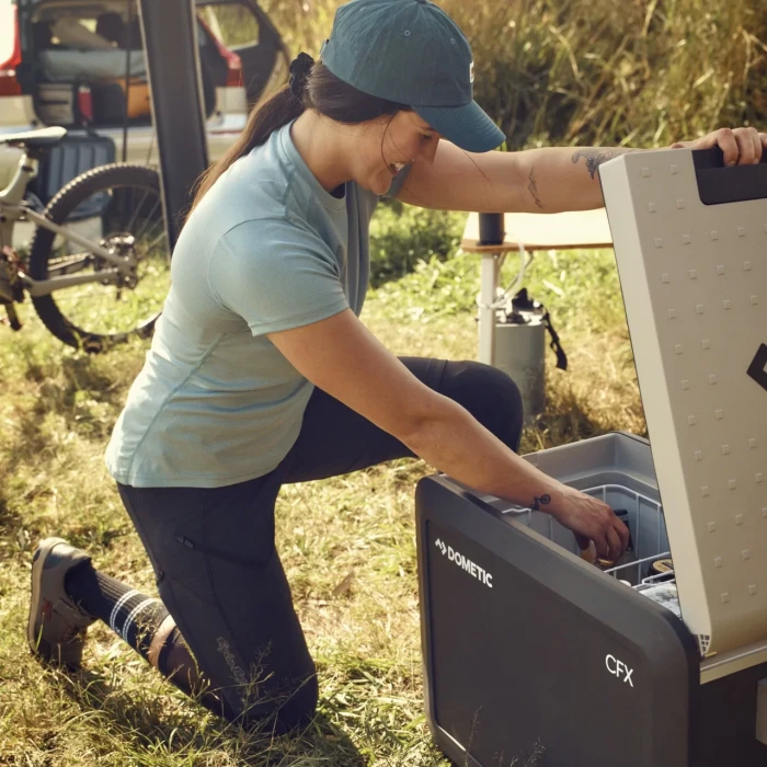Dometic CFX3 45 46L 12/24/220V -22° WİFİ-BT Kompresörlü Taşınabilir Buzdolabı