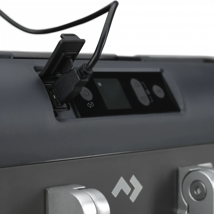 Dometic CFX5 35 35Lt 12-24-220V Kompresörlü Taşınabilir Soğutucu + Dondurucu (Yeni Nesil VIP Yalıtım)