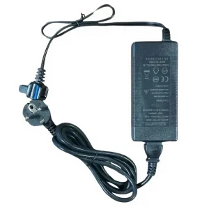 Evacool 220V Girişli 12/24V 5A Çıkışlı Taşınabilir Soğutucu Adaptörü