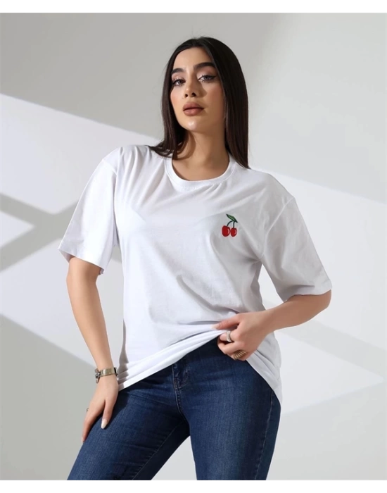 Kiraz işlemeli Kadın T-Shirt