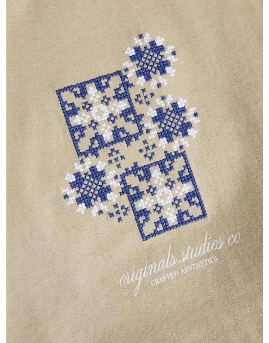 Nakış Detaylı Basic Erkek T-Shirt