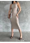 Halter elbise