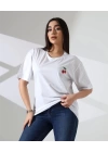 Kiraz işlemeli Kadın T-Shirt