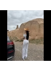 Madonna yaka bol paça pantolonlu takım