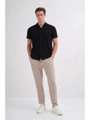 2002 Örme Apaş Yaka Kısa Kolle Erkek Gömlek Siyah