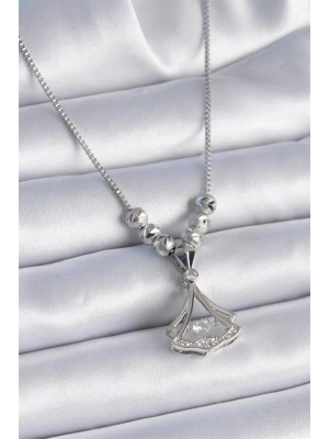 316L Çelik Zincir Gümüş Renk Gingko Yaprağı Model Zirkon Taş Detay Kadın Kolye