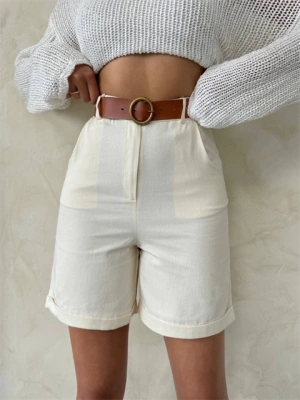 Gabardin kumaş şort