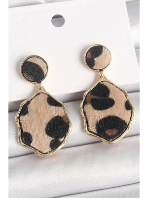 Pirinç Gold Renk Sallantı Leopar Desen Plaka Model Kadın Küpe