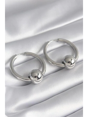 Pirinç Gümüş Renk Halka Top Model Kadın Küpe