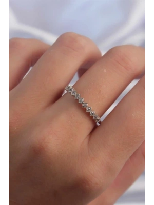 Pirinç Gümüş Renk Minimal Sıralı Zirkon Taşlı Ayarlanabilir Yüzük