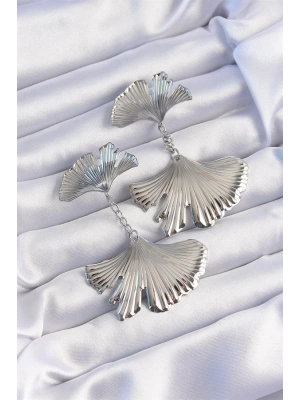Pirinç Gümüş Renk Tırtıklı Yaprak Model Sallantılı Küpe