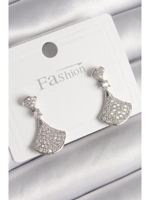 Pirinç Gümüş Renk Zirkon Taşlı Motif Model Kadın Küpe