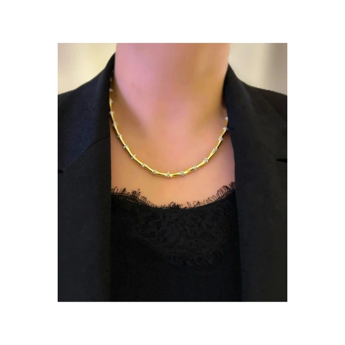 Leyla Avukat Serenay Kolyesi