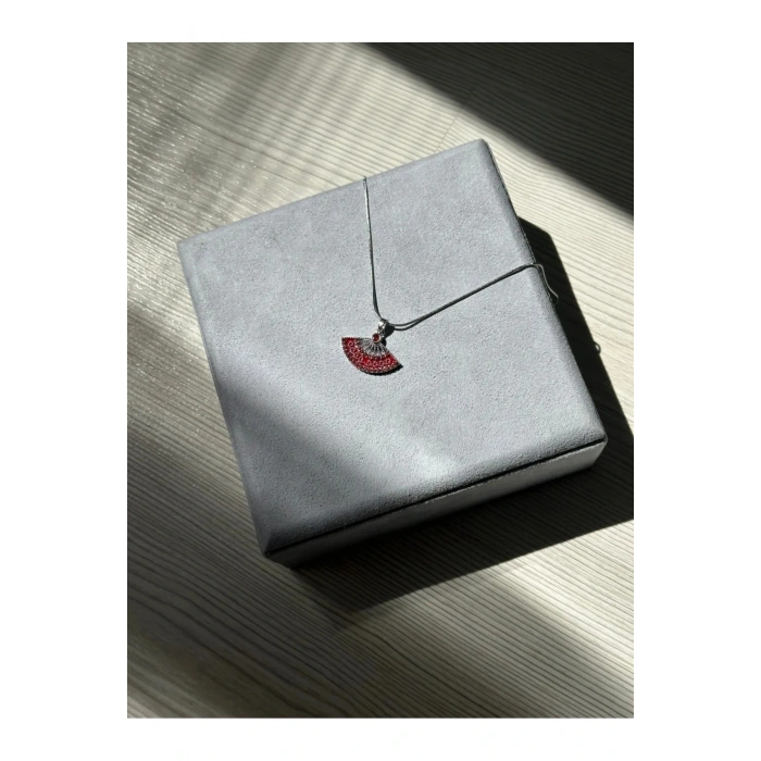 Yelpaze Model Kırmızı Taşlı Çelik Kolye