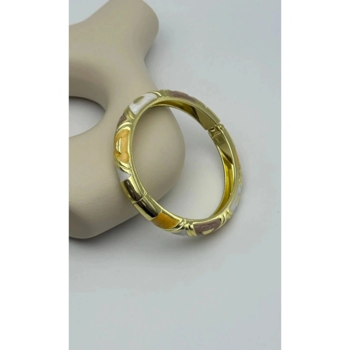 Mineli Üçgen Desenli Krem Rengi Kalın Kelepçe