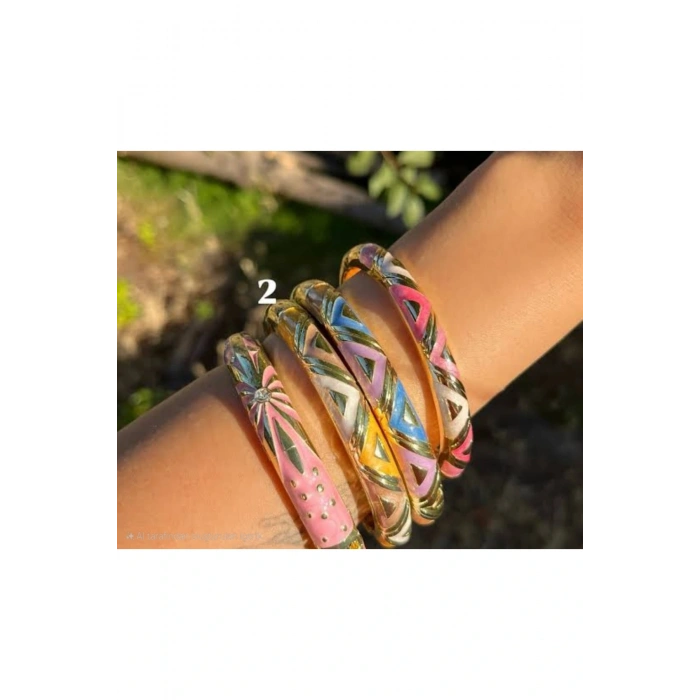 Mineli Üçgen Desenli Krem Rengi Kalın Kelepçe