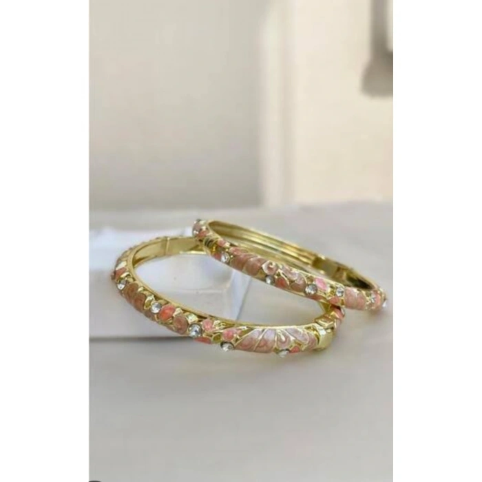 Mineli Taşlı Çiçek Desenli Somon Renkli Kelepçe Bileklik