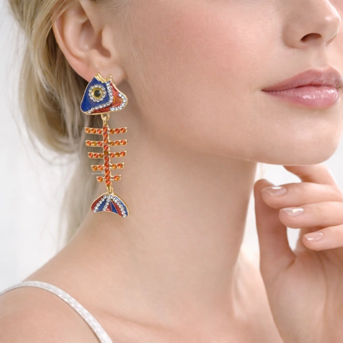 Marka Model Renkli Taşlı Balık İskeleti Gold Küpe