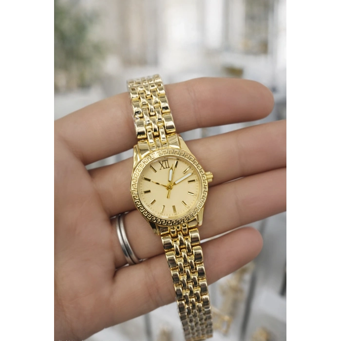 Gold Renkli Sarı Kadranlı Kadın Saat