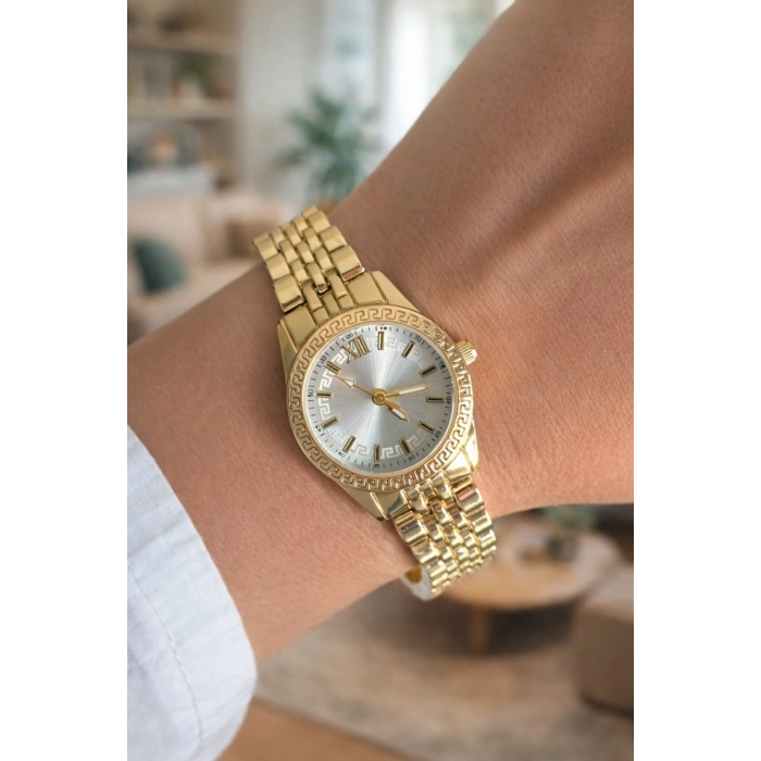 Gold Renkli Beyaz Kadranlı Kadın Saat