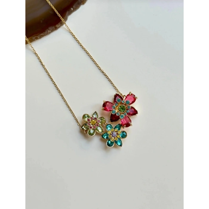 Gold Renkli Taşlı Çiçek Kolye Marka Model