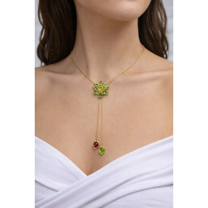 Gold Renkli Taşlı Asansör Model Kolye