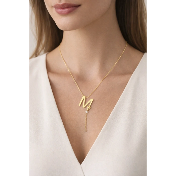 Alya Harf Kolye Gold Renkli Çelik M Uçurtma Detaylı Kolye