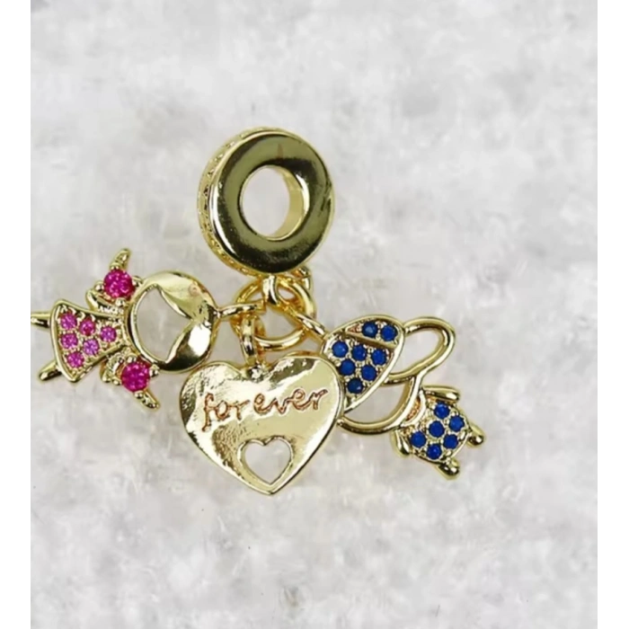 Charm Detaylı Çelik Gold Renkli Kalpli Kolye