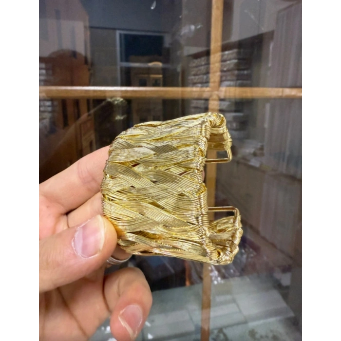 Gold Renkli Çelik Örgü Tasarım Kelepçe Bilezik