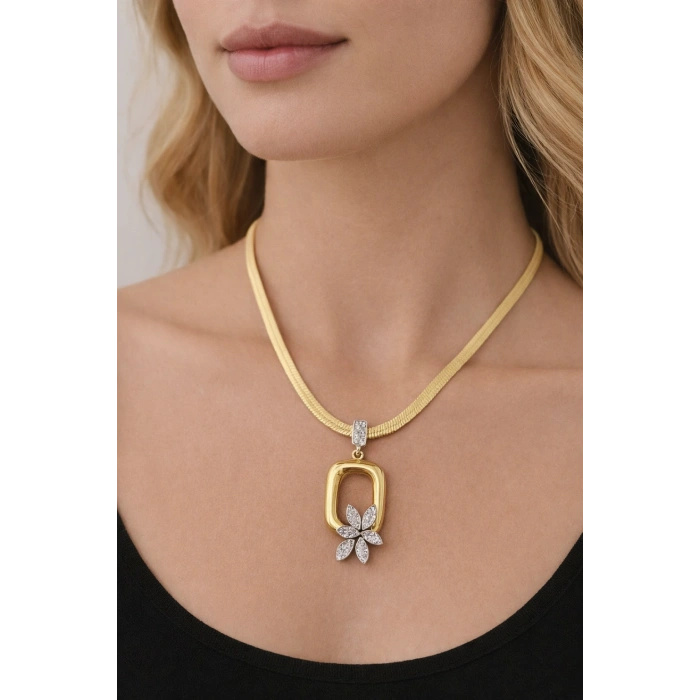 Gold Renkli Çelik Kolye – Taş Detaylı Zarif Model