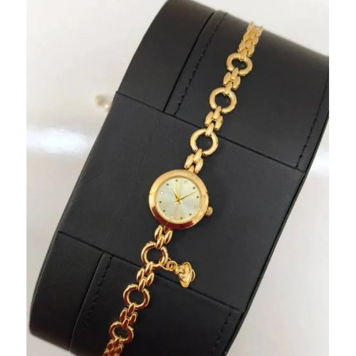 Gold Renk Sarı Kadran Charm Detaylı Lüks Kadın Saat