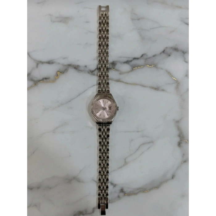 Gümüş Renk Minimal Pudra Kadranlı Kadın Saat